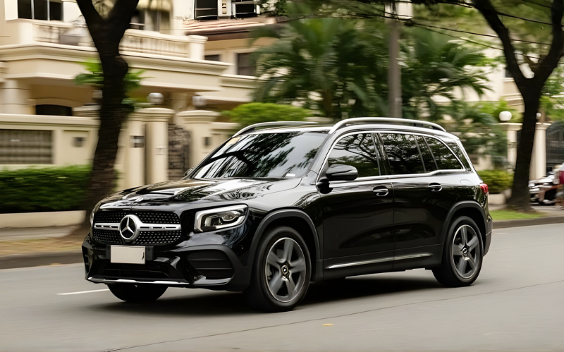 MERCEDES GLB 200 AMG_800x500